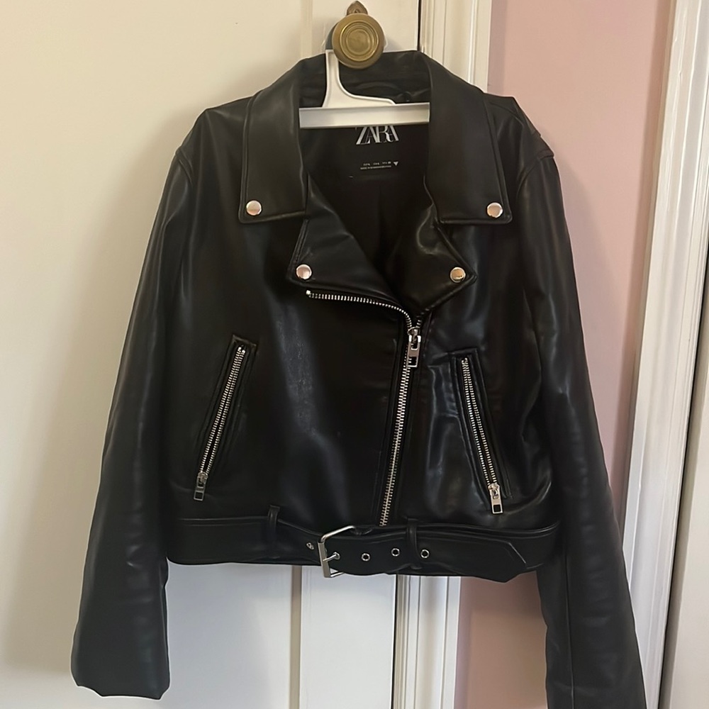 Zara vegan leather jacket. Great condition
